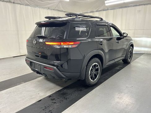 Used 2024 Nissan Pathfinder Rock Creek image 2