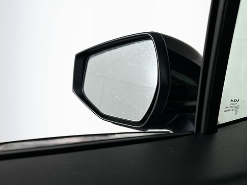 Used 2025 Kia Sportage LX image 16