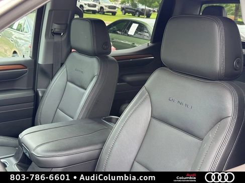 Used 2023 GMC Sierra 1500 Denali w/ Denali Reserve Package AWD/4WD image 18