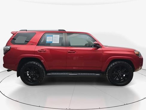 Used 2022 Toyota 4Runner SR5 RWD image 5