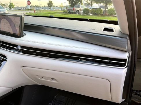 Certified 2026 INFINITI QX60 Luxe w/ Cargo Package AWD/4WD image 27