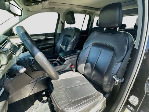 Used 2022 Jeep Grand Cherokee Limited RWD image 23