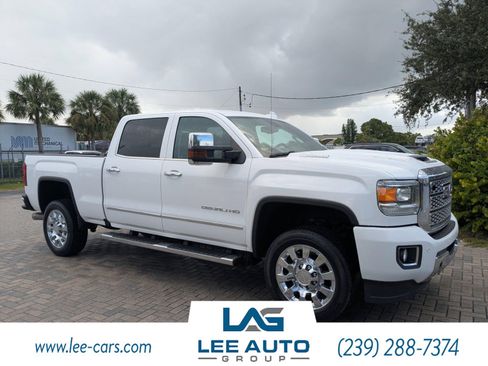 Used 2019 GMC Sierra 2500 Denali w/ Duramax Plus Package image 1