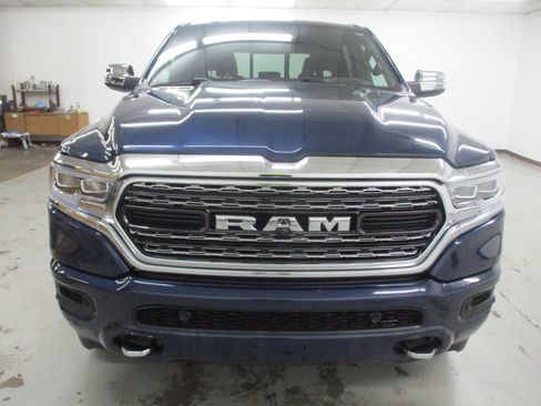 Used 2023 RAM 1500 Limited AWD/4WD image 2
