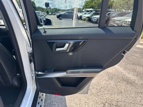Used 2015 Mercedes-Benz GLK 250 BlueTEC 4MATIC image 29