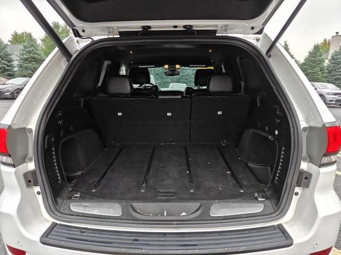 Used 2017 Jeep Grand Cherokee Limited AWD/4WD image 16
