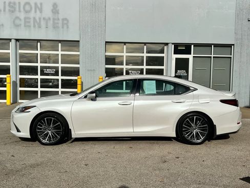 Used 2022 Lexus ES 350 w/ Premium Package image 3
