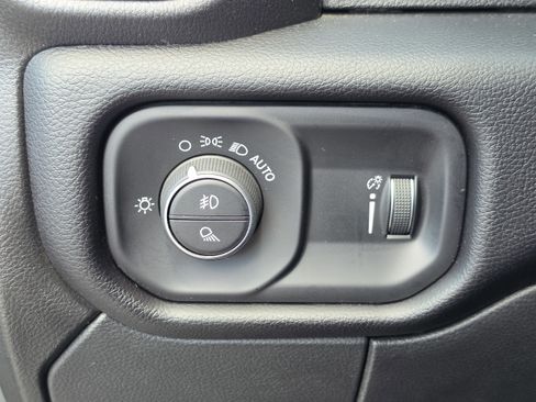 Used 2024 RAM 2500 Big Horn image 36