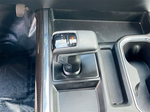 Used 2025 Chevrolet Silverado 1500 RST w/ Dark Appearance Package image 17