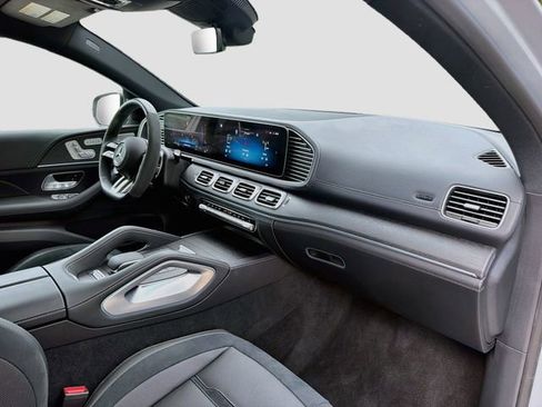 Used 2025 Mercedes-Benz GLE 53 AMG 4MATIC Coupe image 14