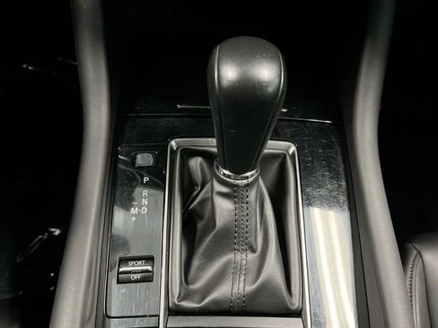 Used 2019 MAZDA MAZDA3 w/Preferred Pkg image 20