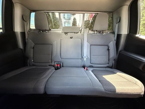 Used 2022 GMC Sierra 1500 SLE w/ X31 Off-Road Package AWD/4WD image 3