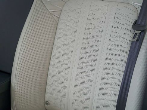 New 2026 Bentley Continental Mulliner image 31