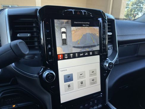 Used 2024 RAM 3500 Laramie w/ Towing Technology Group image 15