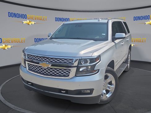 Used 2019 Chevrolet Tahoe LT w/ LT Signature Package RWD image 4