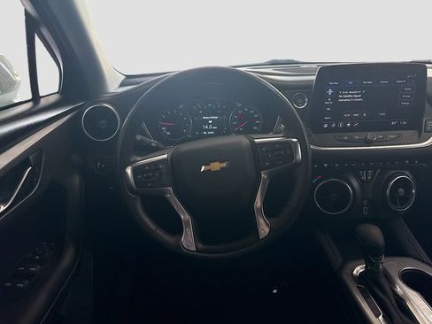 Used 2024 Chevrolet Blazer LT FWD image 22