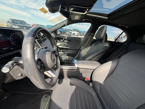 Used 2024 Mercedes-Benz C 300 Sedan image 17