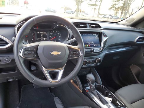 Used 2023 Chevrolet TrailBlazer ACTIV w/ Convenience Package image 8