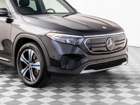 Used 2023 Mercedes-Benz EQB 350 4MATIC SUV image 40