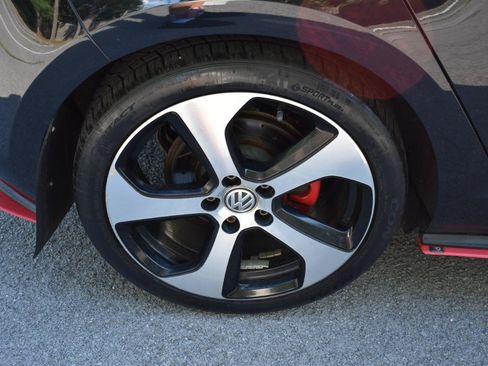 Used 2017 Volkswagen GTI Autobahn FWD image 37