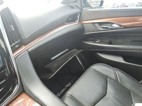Used 2016 Cadillac Escalade Luxury image 57