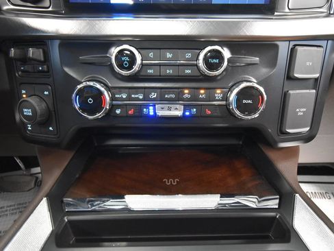 Used 2024 Ford F350 King Ranch w/ Chrome Package AWD/4WD image 18
