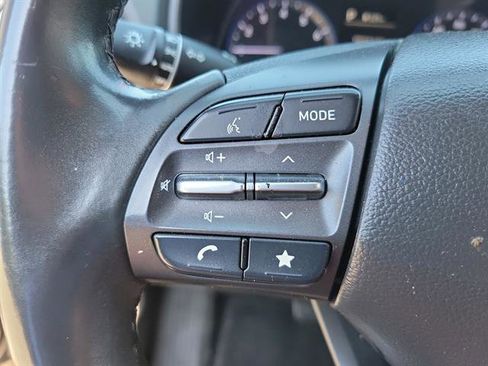 Used 2022 Hyundai Kona SEL w/ Convenience Package FWD image 17