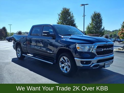 Used 2022 RAM 1500 Big Horn AWD/4WD image 3