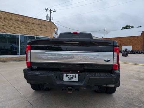 Used 2019 Ford F450 Platinum w/ Platinum Ultimate Package AWD/4WD image 7