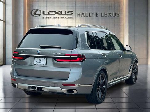 Used 2024 BMW X7 xDrive40i AWD/4WD image 7