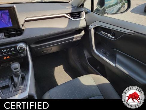 Used 2024 Toyota RAV4 XLE FWD image 21
