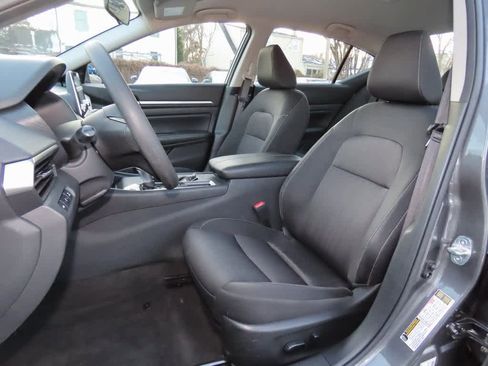 Used 2022 Nissan Altima 2.5 SV image 12