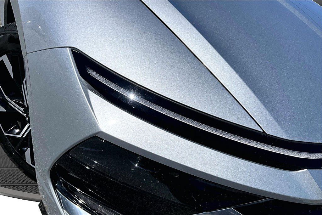 Used 2025 Hyundai Sonata SEL FWD image 32