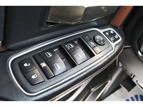 Used 2024 RAM 3500 Limited w/ Towing Technology Group AWD/4WD image 20