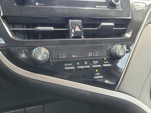 Used 2024 Toyota Camry LE w/ Convenience Package FWD image 29