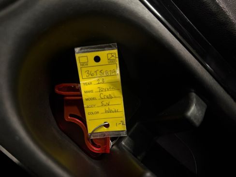 Certified 2023 Toyota Corolla Cross XLE FWD image 37