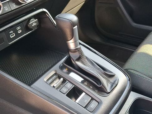 Used 2024 Honda CR-V EX image 17