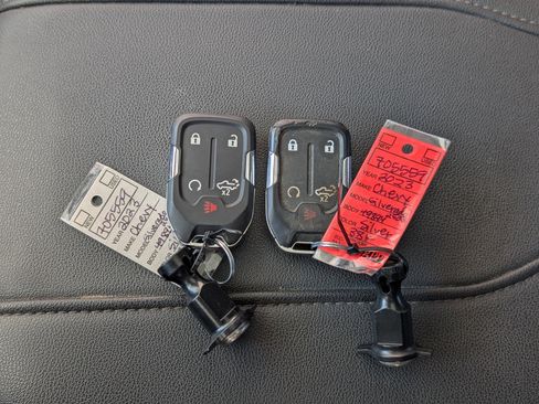 Used 2023 Chevrolet Silverado 2500 LTZ w/ LTZ Convenience Package image 39