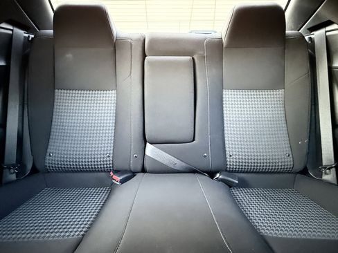 Used 2020 Dodge Challenger R/T Scat Pack w/ Shaker Package image 38