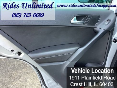Used 2017 Volkswagen Tiguan SEL FWD image 26