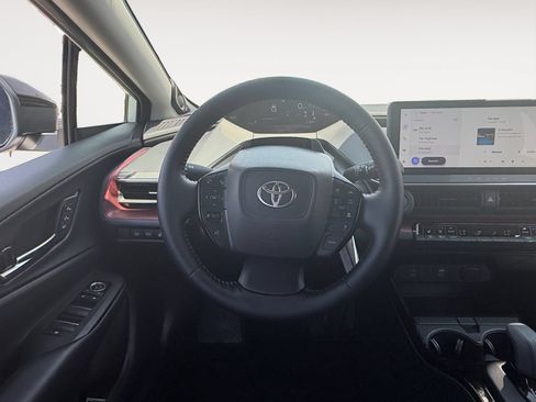 New 2027 Toyota Prius Plug-In Hybrid FWD image 12