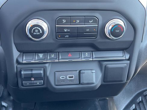 New 2025 GMC Sierra 2500 Pro image 22