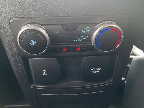 Used 2023 Ford Explorer Limited w/ Equipment Group 301A image 37