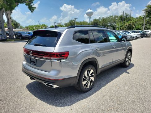 New 2026 Volkswagen Atlas SE FWD image 4