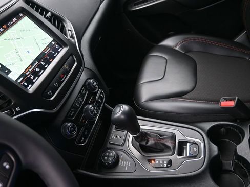 Used 2023 Jeep Cherokee Trailhawk w/ Trailer Tow Group image 20