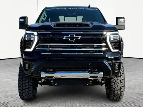 New 2025 Chevrolet Silverado 2500 LTZ w/ LTZ Premium Package image 2