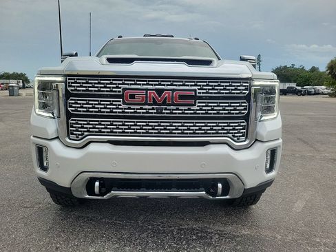 Used 2022 GMC Sierra 2500 Denali AWD/4WD image 3