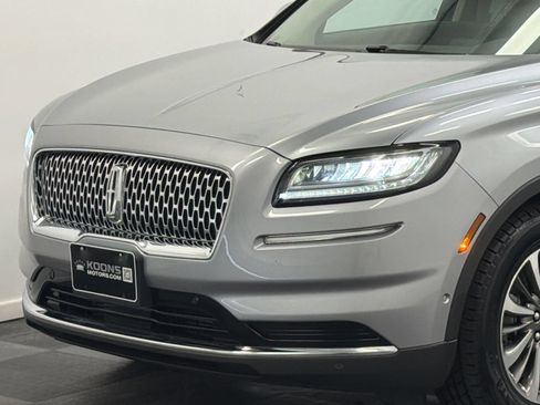 Certified 2022 Lincoln Nautilus Reserve AWD/4WD image 2