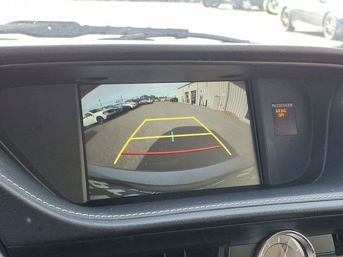 Used 2018 Lexus ES 300h image 19