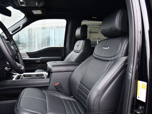 New 2026 Ford F250 Platinum image 13